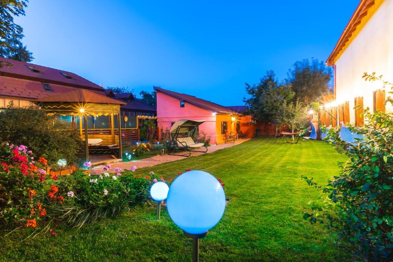 Sunset Cottage Brasov Bagian luar foto