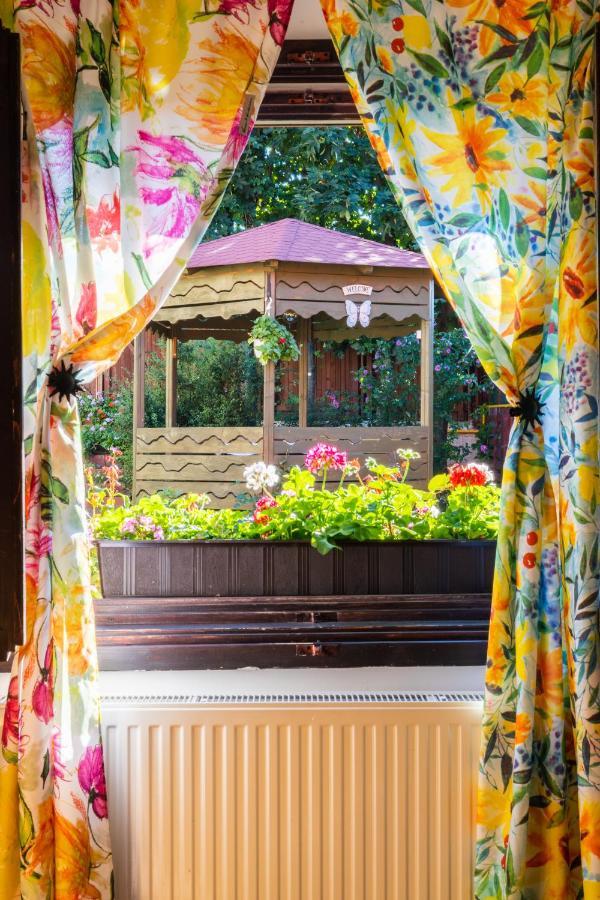 Sunset Cottage Brasov Bagian luar foto